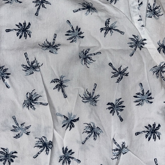 Express White Casual Button Down Shirt with Blue Palm Trees - Picture 3 of 8